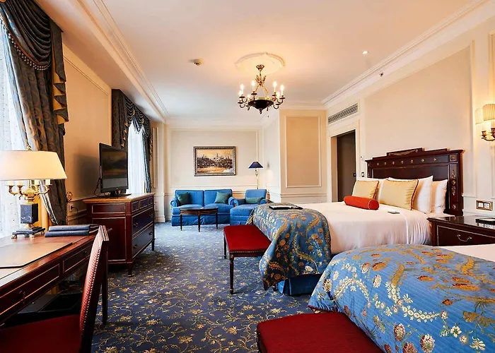 Fairmont Grand KyivГотель